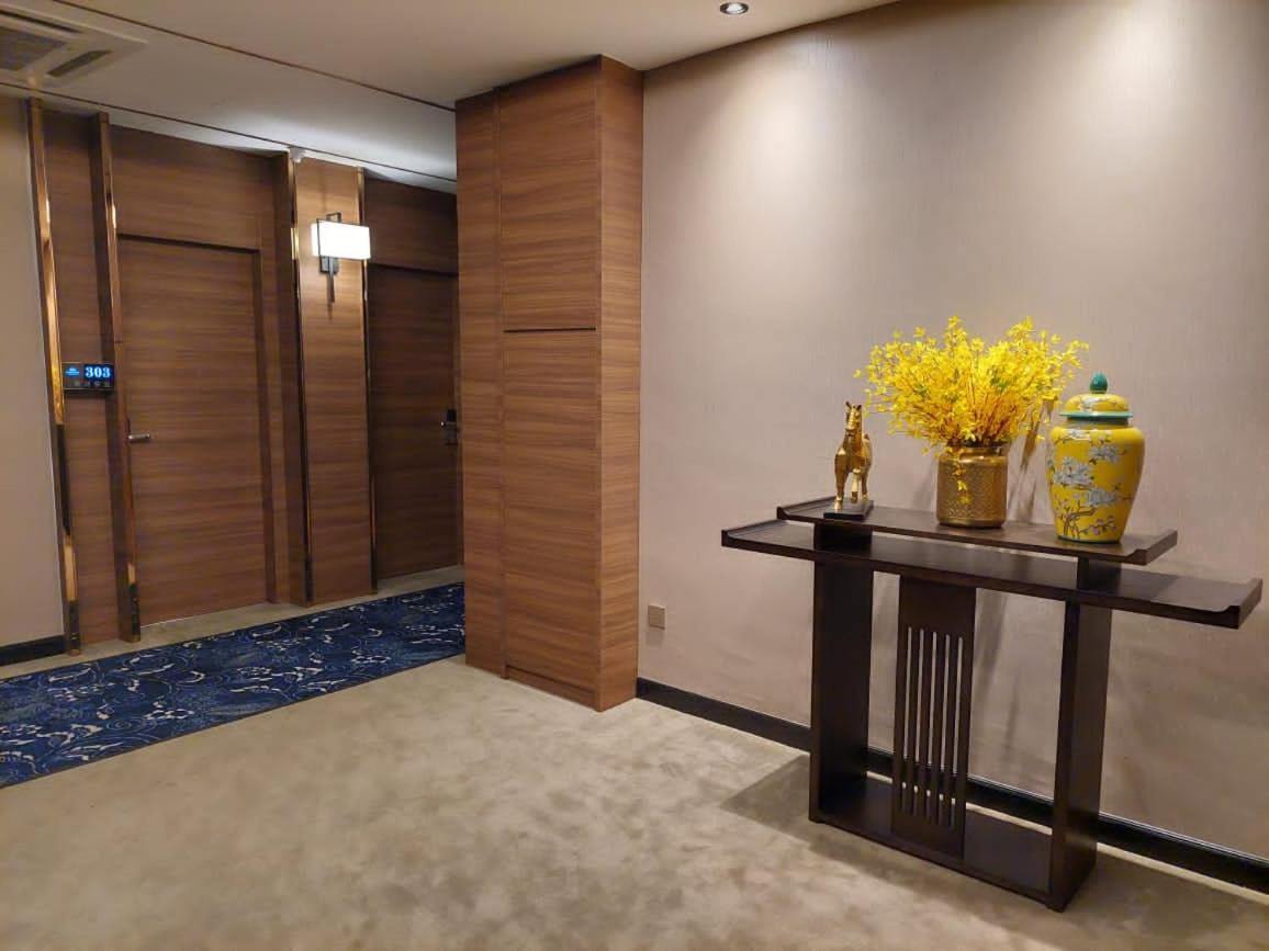 Christee Suites Hotel Malacca Exterior photo